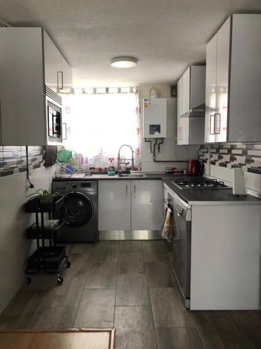 “Apartamento Moderno Y Acogedor Madrid Luaran gambar